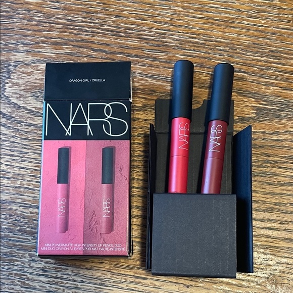NARS Lipstick Set - Vibrant Red Shades - Picture 1 of 3
